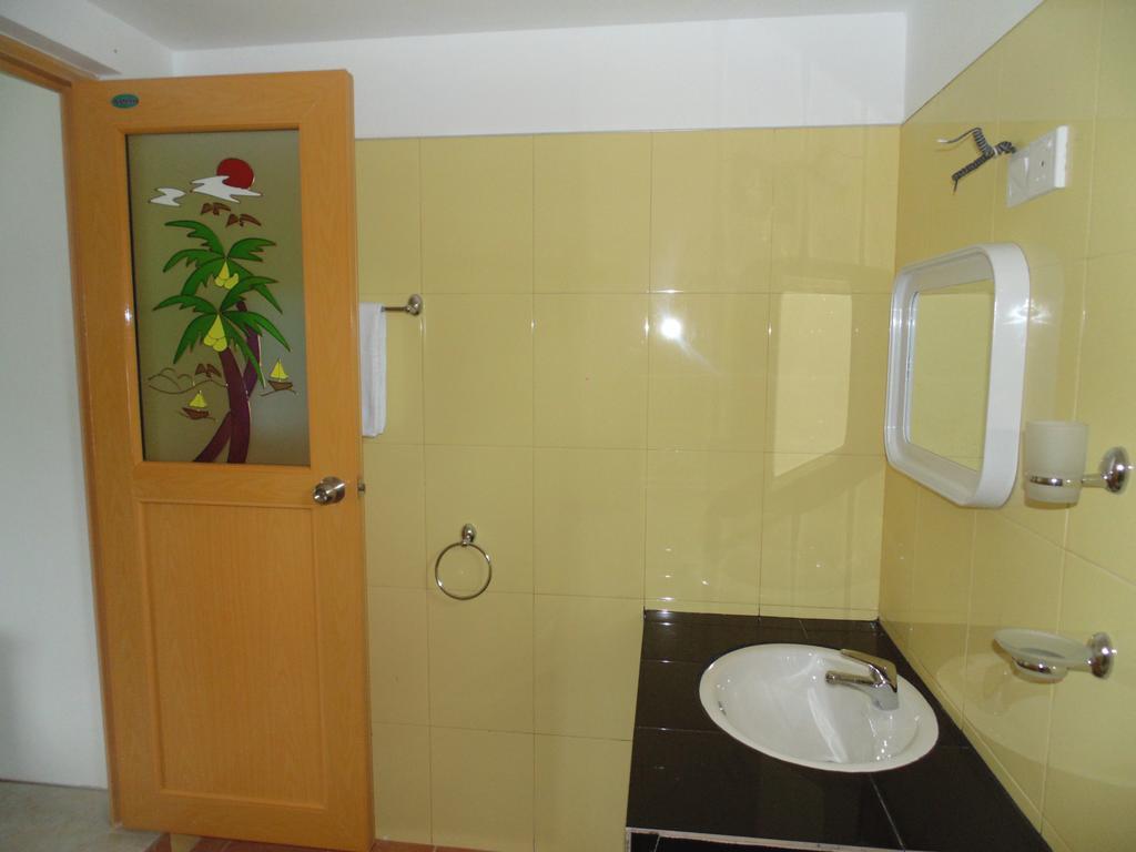 White Eagle Hotel Сигирия Номер фото